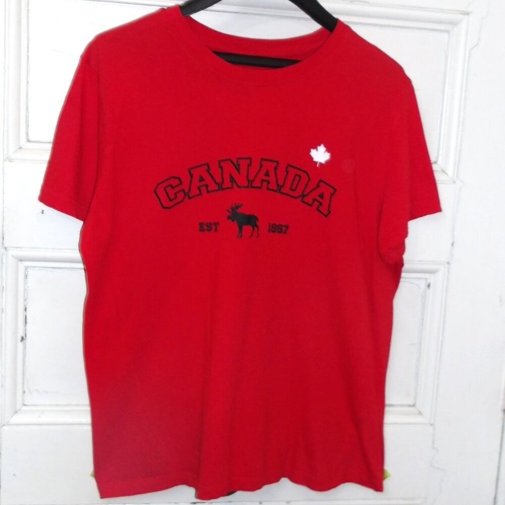 *** CANADA *** XL TOP - Picture 1 of 1